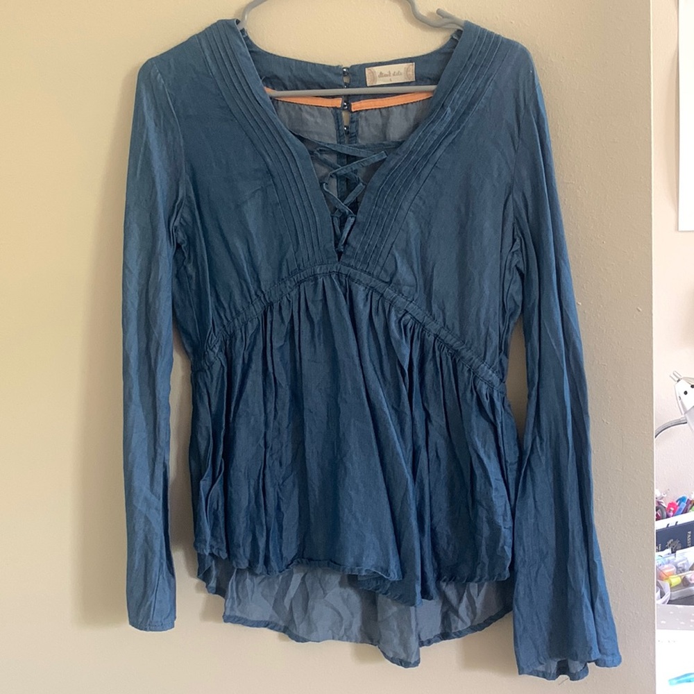 Altar’d state blue faux denim blouse Size S